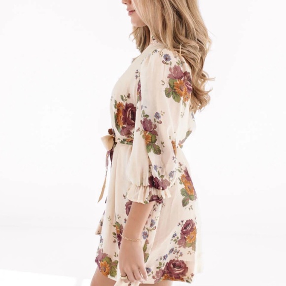 Entro Beige Floral Long Sleeve Dress - Picture 9 of 10